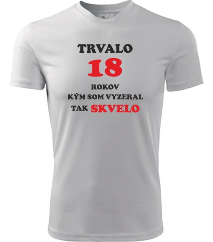 Biele tričko trvalo 18 rokov
